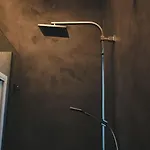Apartment Sally Port *