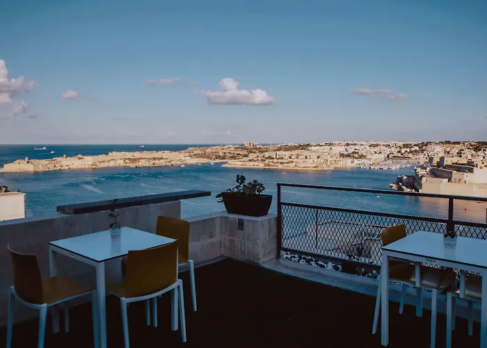 サリー ポート スイーツ バレッタ