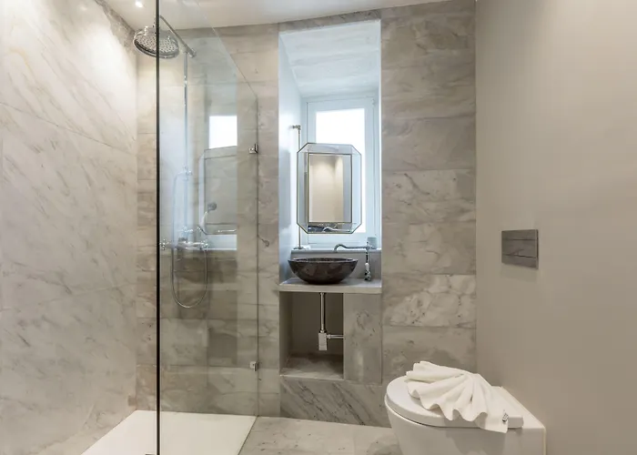 サリー ポート スイーツ