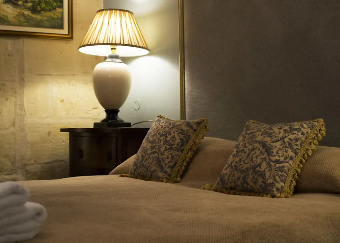 Sally Port Apartment