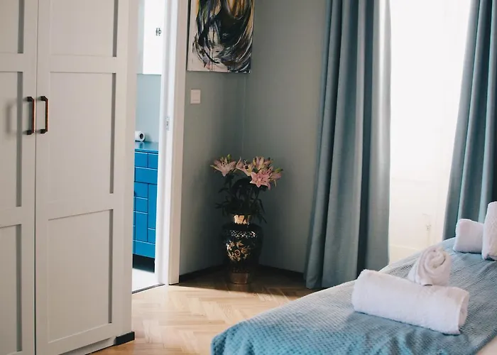 サリー ポート スイーツ * バレッタ